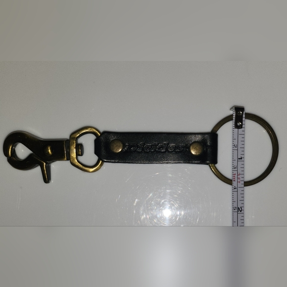 DICKIES Keychain Black Genuine Leather Brass Clip and Keyring with Embossed Logo - Picture 7 of 9
